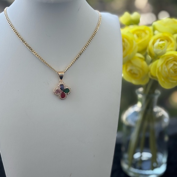 Jewelry - Elegant Gold Necklace with Multicolor Gem Pendant